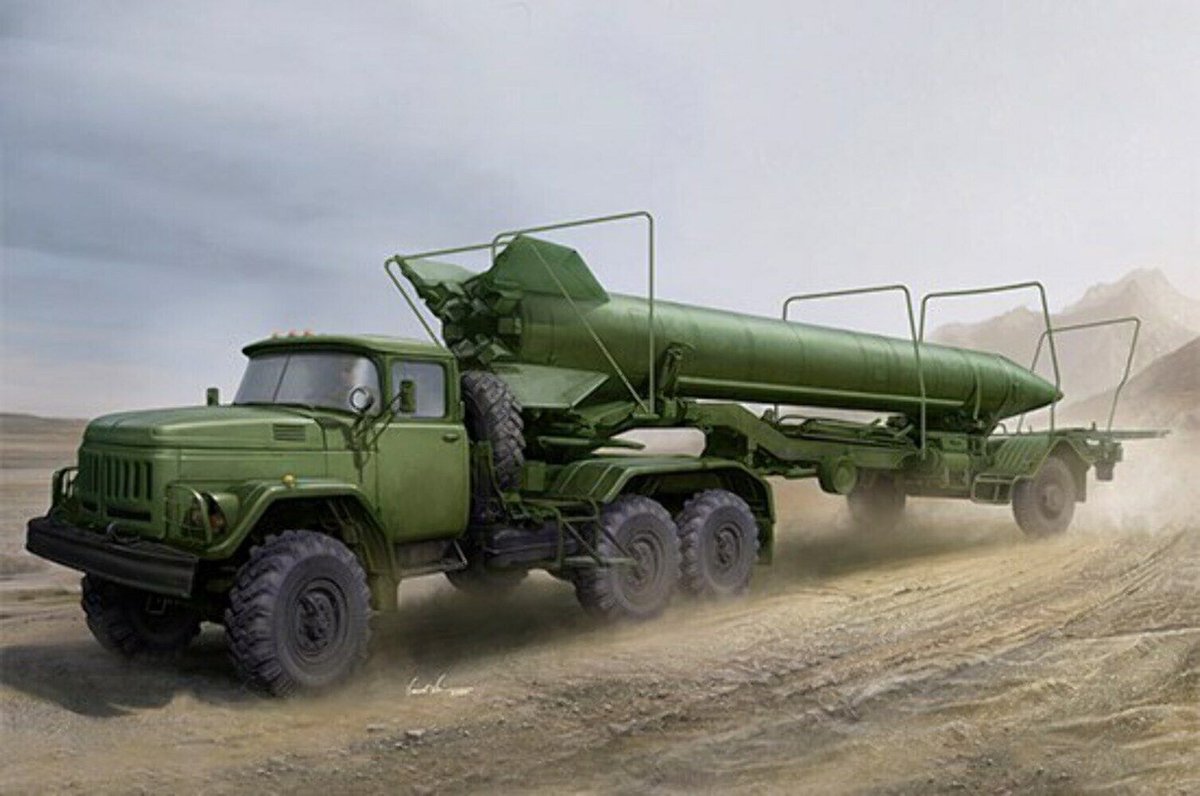 Trumpeter | 01081 | Soviet ZiL-131V tow 2T3M1 trailer with 8K14 missile | 1:35